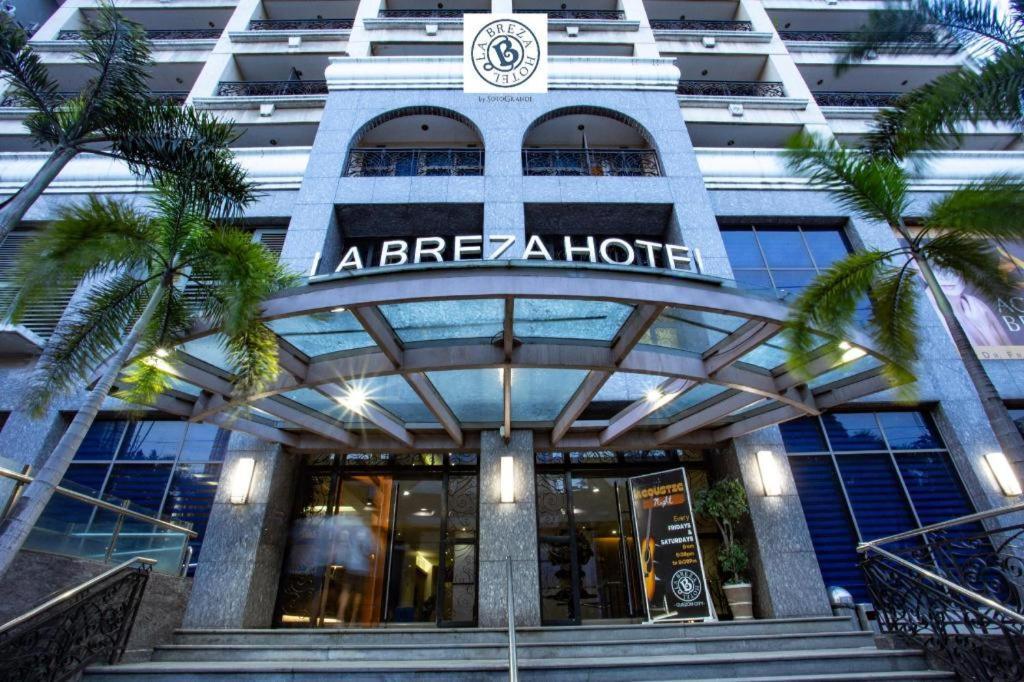 La Breza Hotel Quezon City Dış mekan fotoğraf