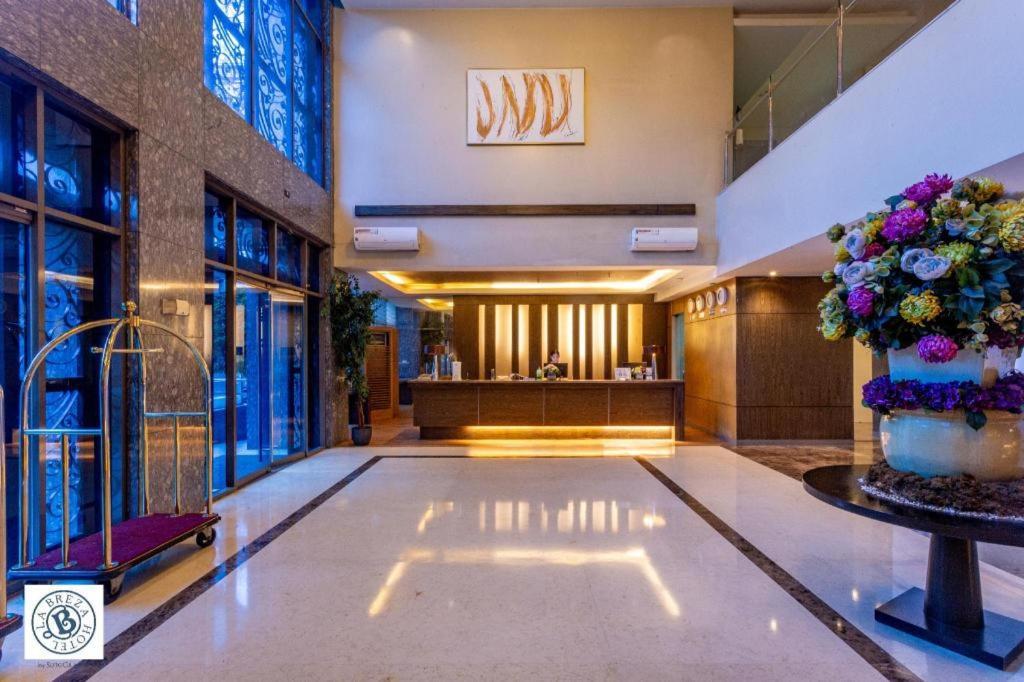 La Breza Hotel Quezon City Dış mekan fotoğraf