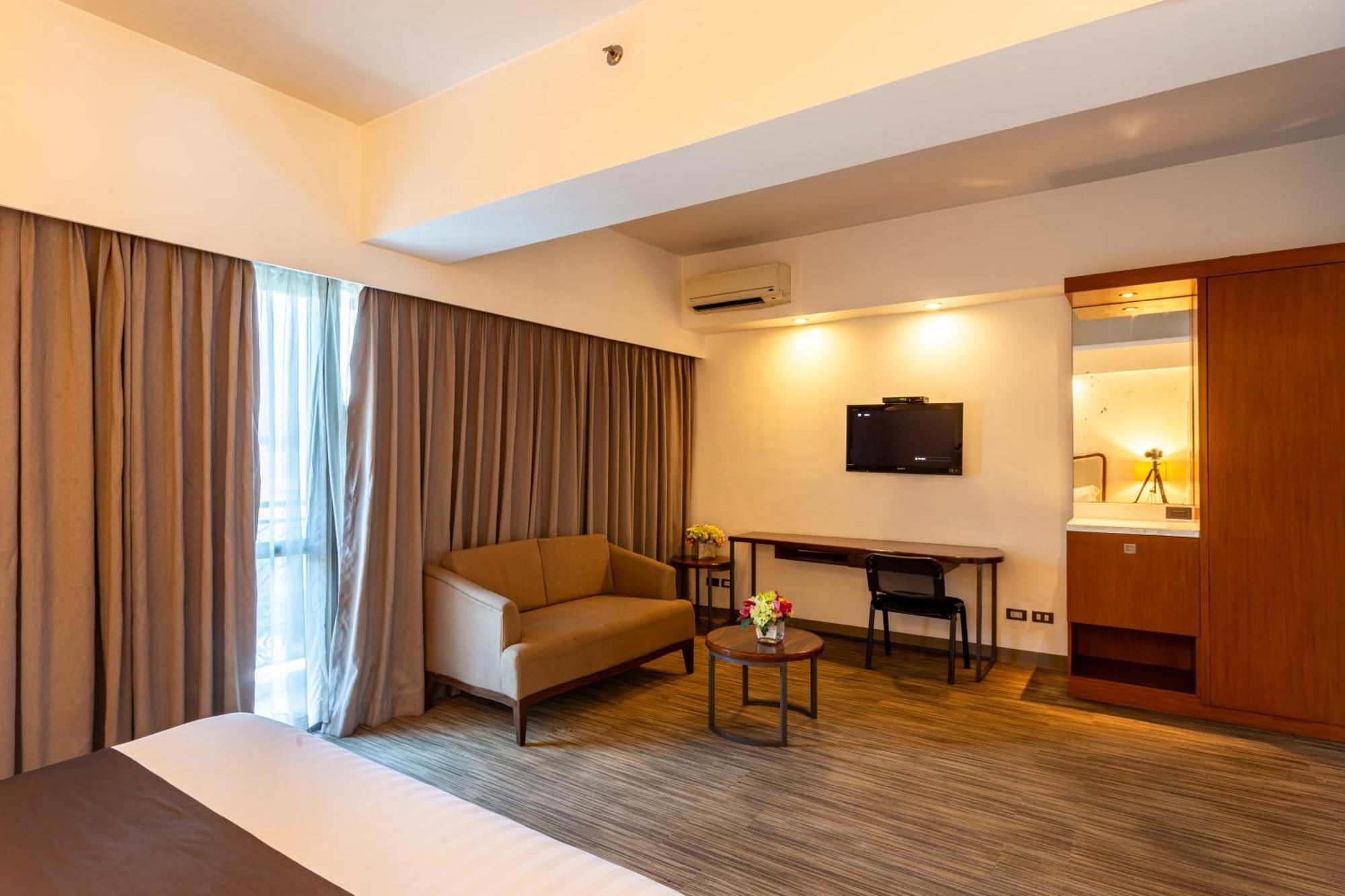 La Breza Hotel Quezon City Dış mekan fotoğraf