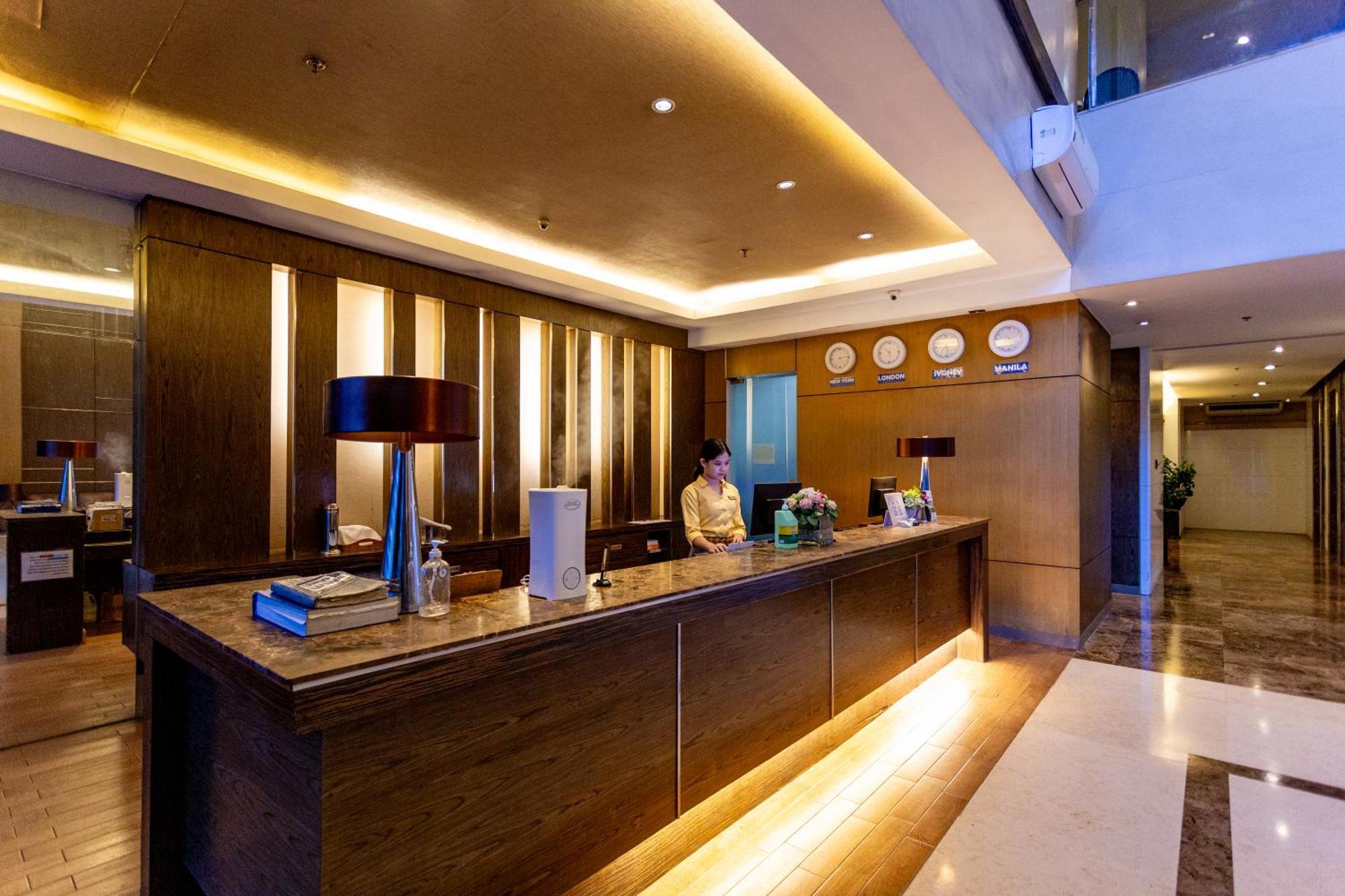La Breza Hotel Quezon City Dış mekan fotoğraf