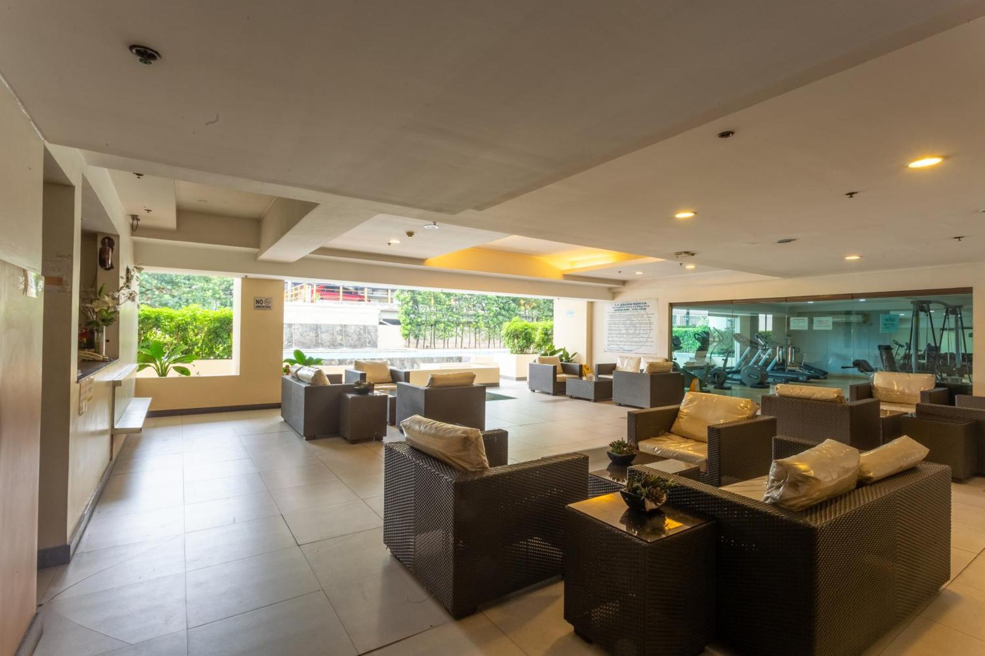 La Breza Hotel Quezon City Dış mekan fotoğraf