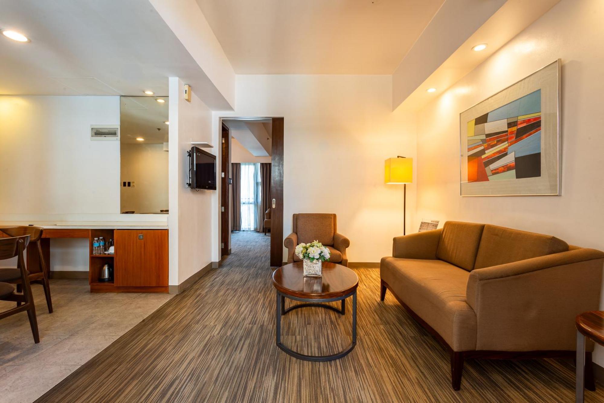 La Breza Hotel Quezon City Dış mekan fotoğraf