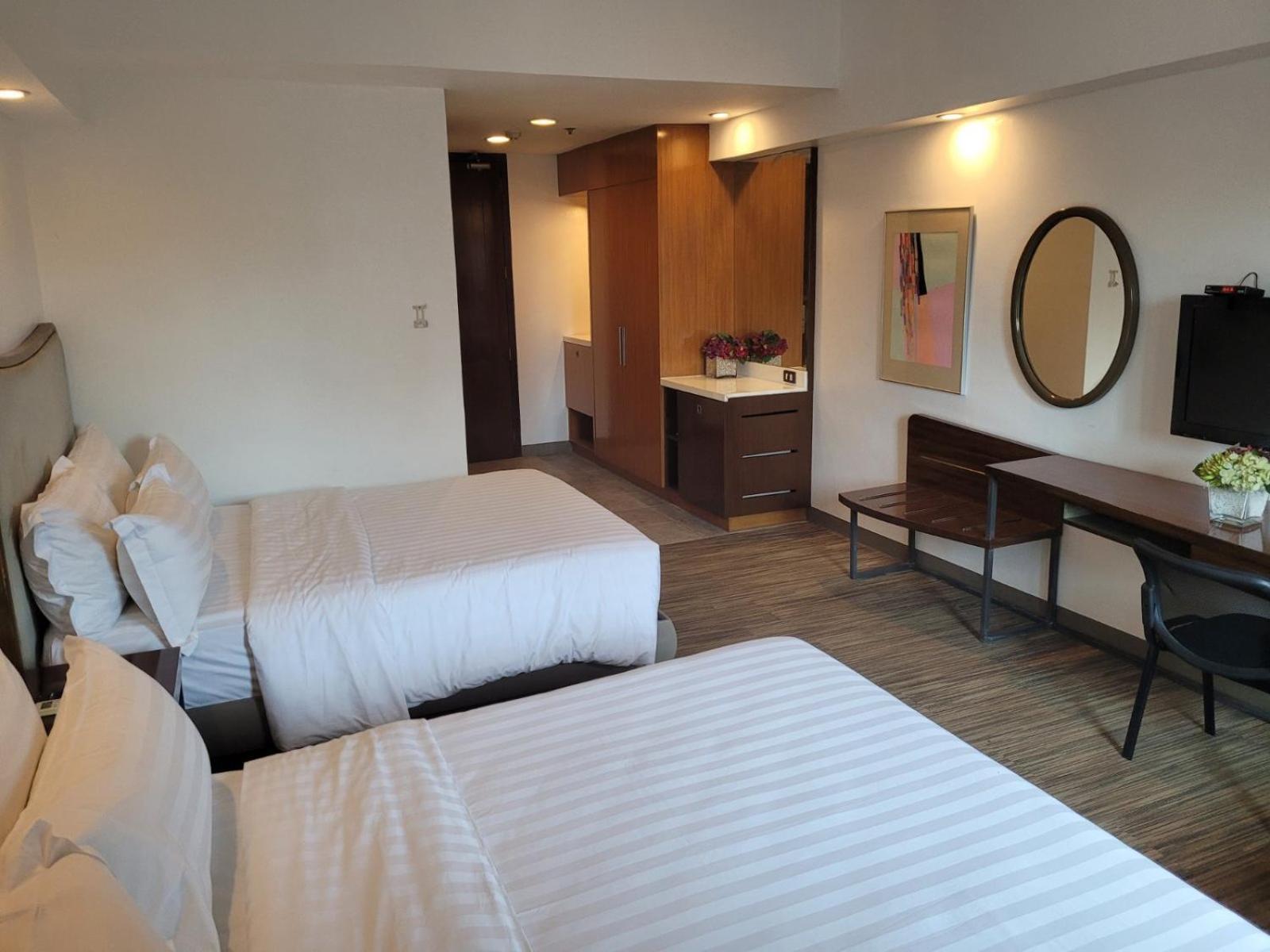 La Breza Hotel Quezon City Dış mekan fotoğraf